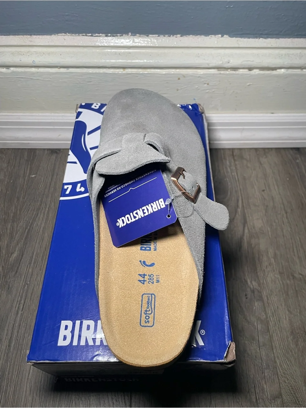 Birkenstock Boston Clog Light Grey Suede Men’s Size 10.5 / EU 44